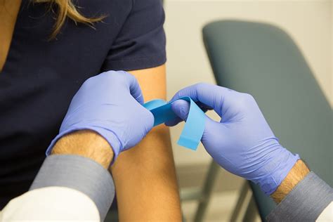 What Education Does a Phlebotomist Need: Unraveling the Threads of Medical Training and Beyond